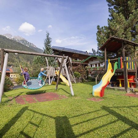 פולפמס Familien- & Vitalhotel Auenhof מראה חיצוני תמונה