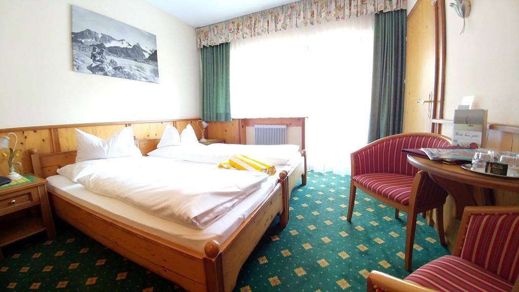 פולפמס Familien- & Vitalhotel Auenhof מראה חיצוני תמונה